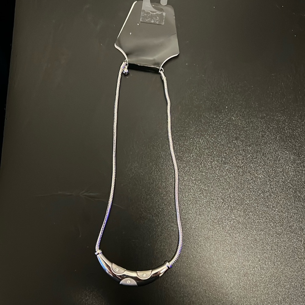 Plain silver necklace